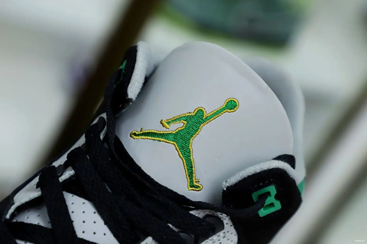 PINE GREEN JORDAN Kimikick 3 AIR 0426
